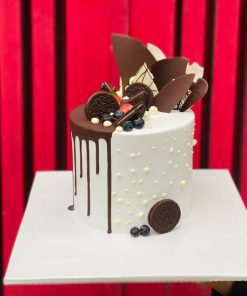 Chocolate Cream Cake 02